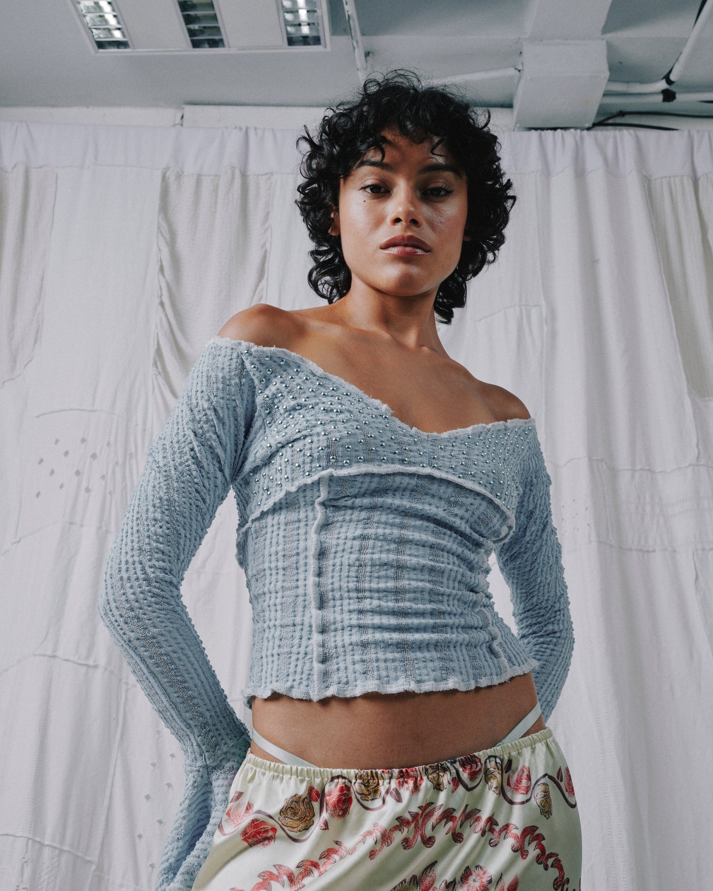 Stretch Weave Long Flared Sleeve Top