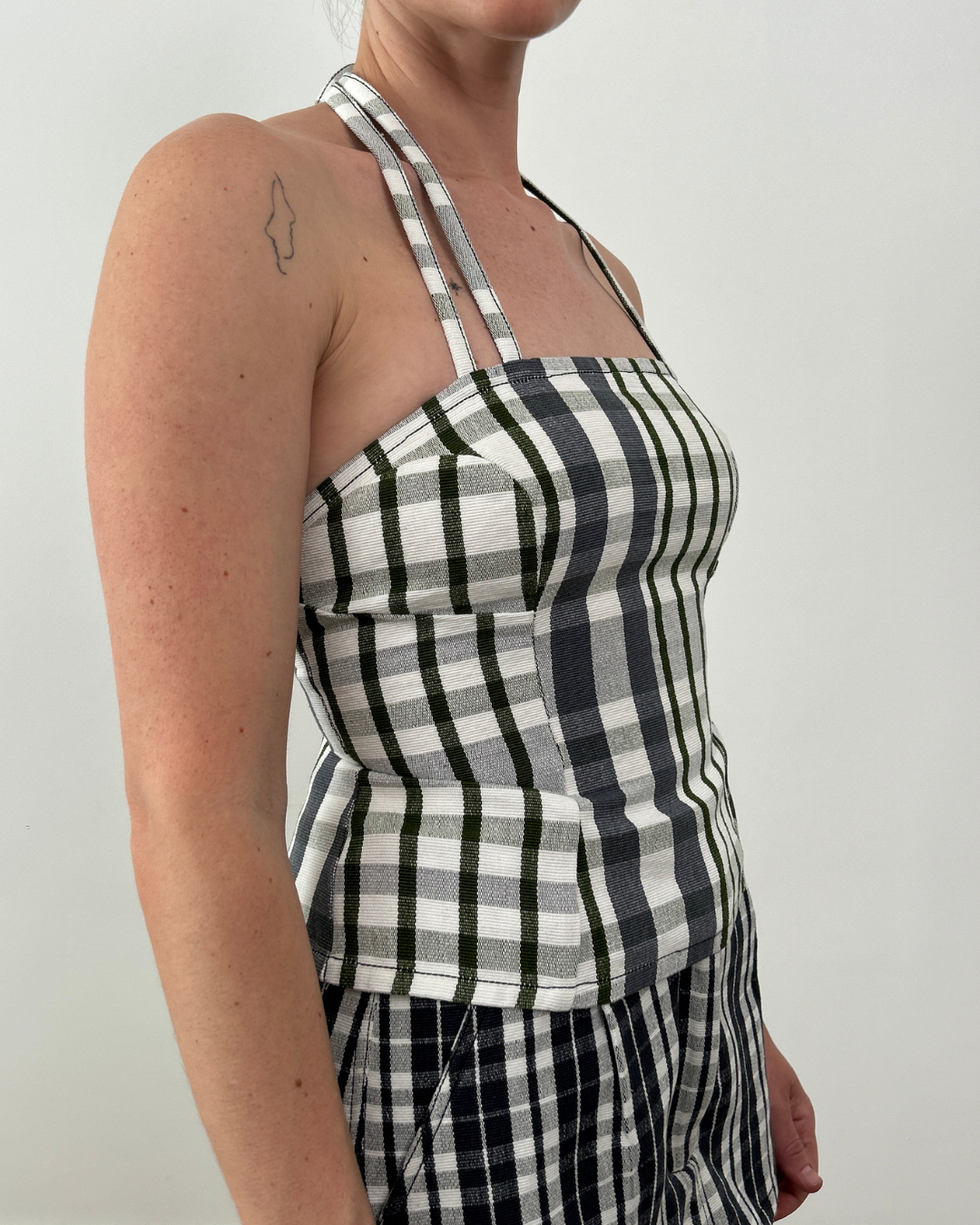 Field Grid Halter