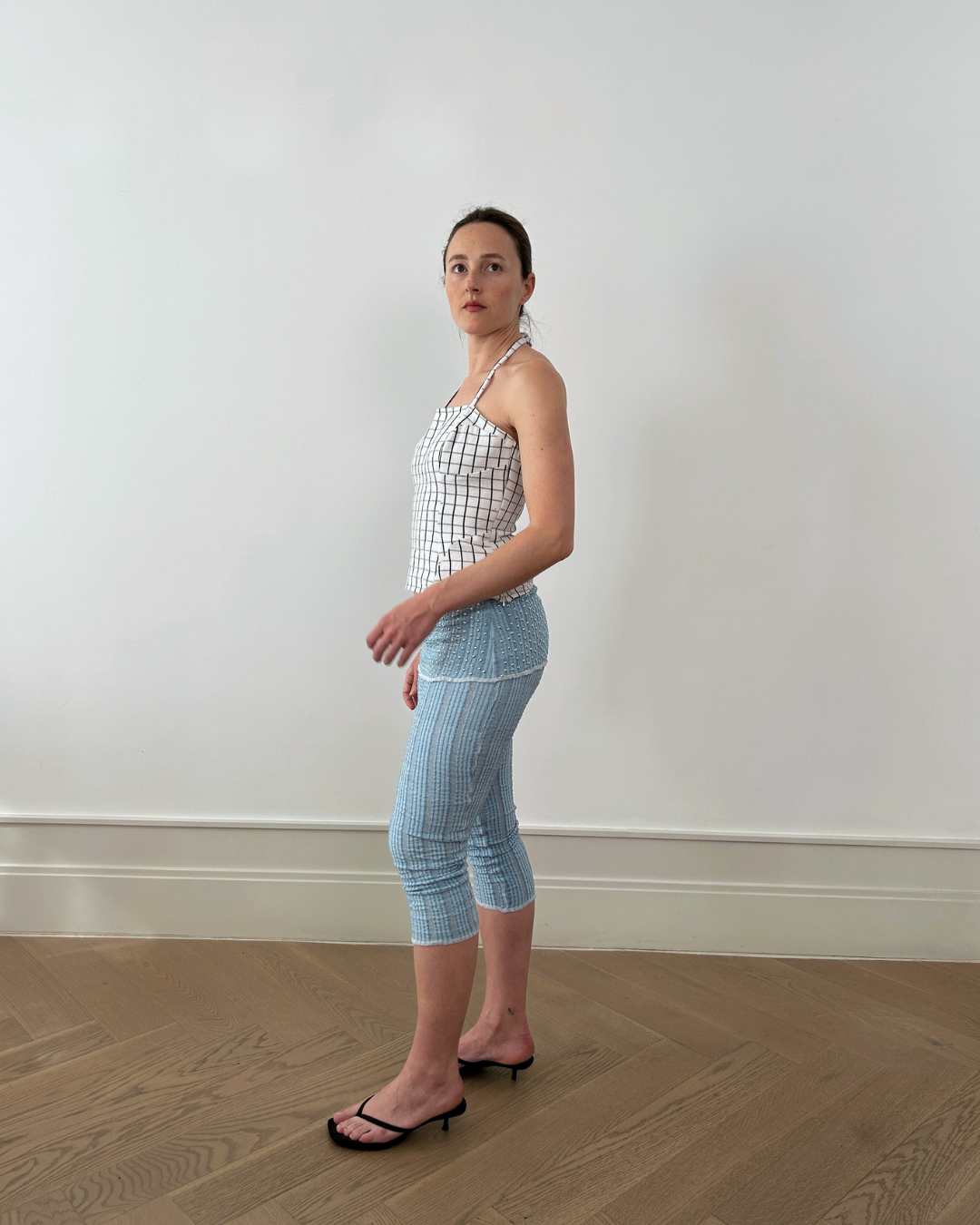 Stretch Weave Folded Waistband Capri Trousers With Rivets