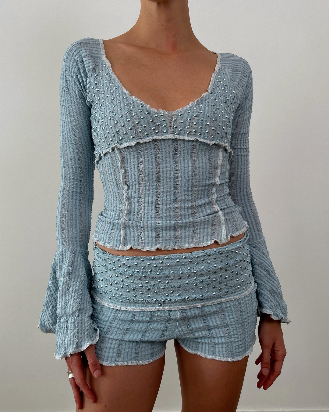 Stretch Weave Long Flared Sleeve Top