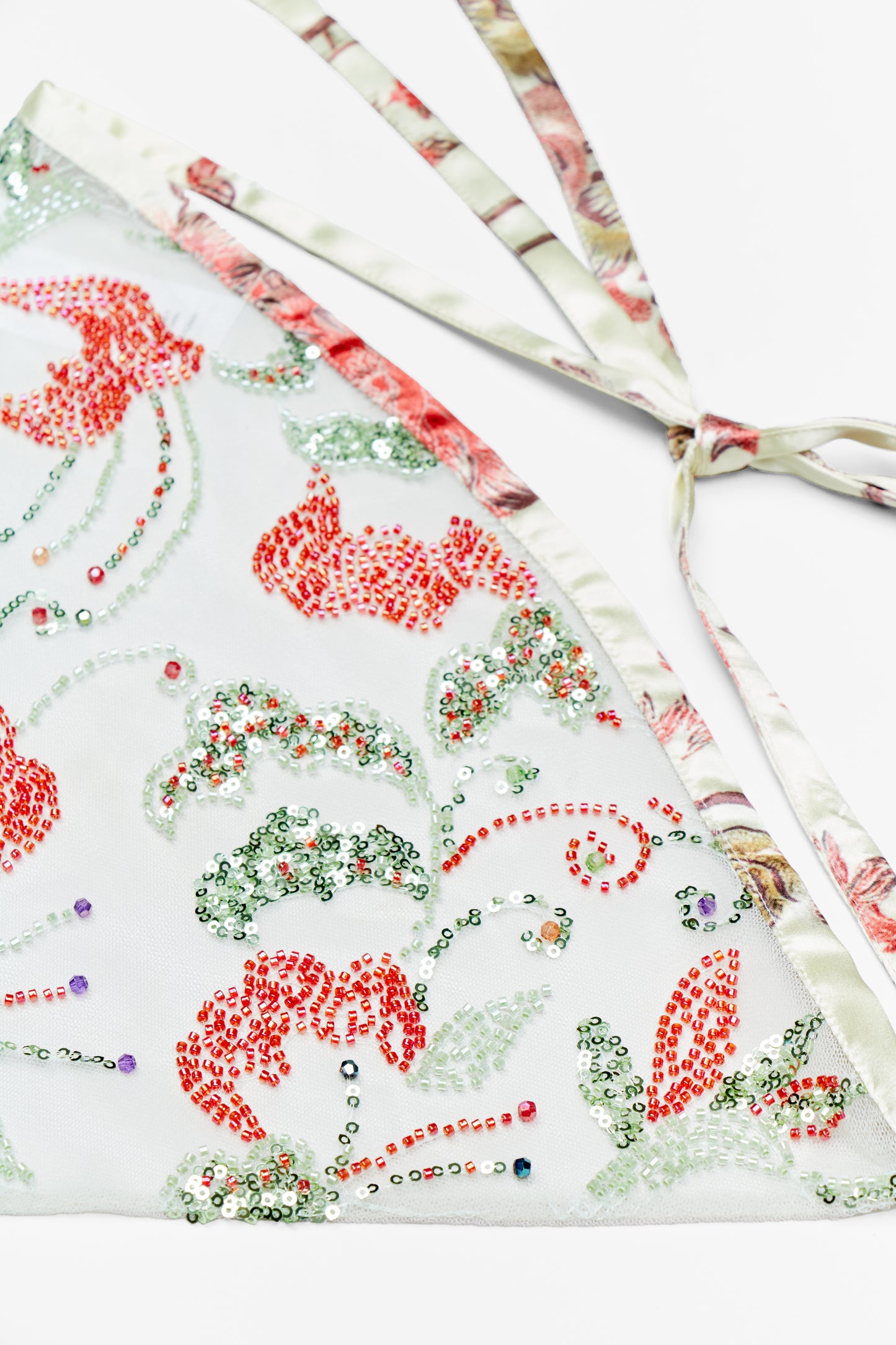 Beaded Lace Pañuelo - Camellia
